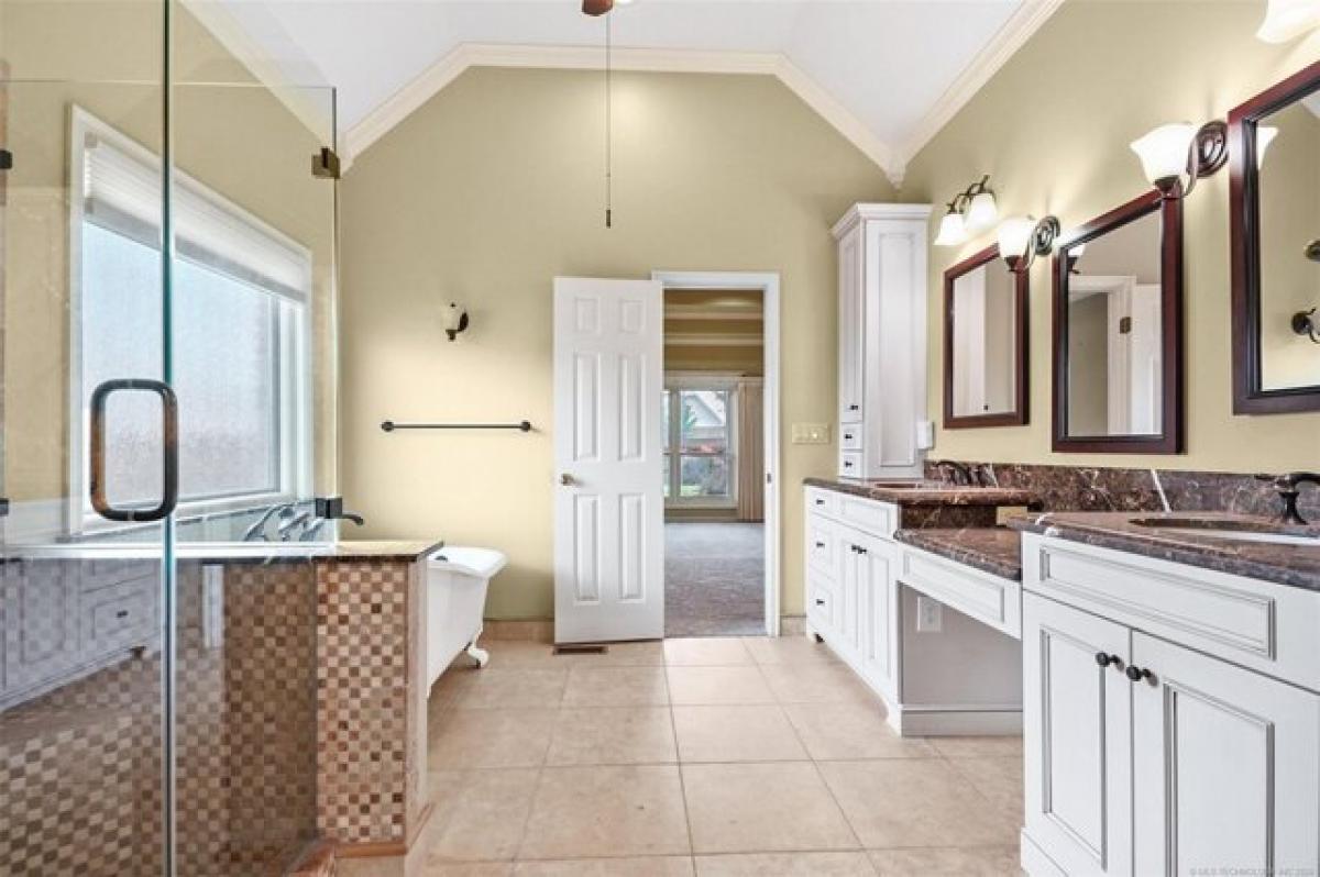 4 bedrooms House in Broken Arrow, USA No. 411292