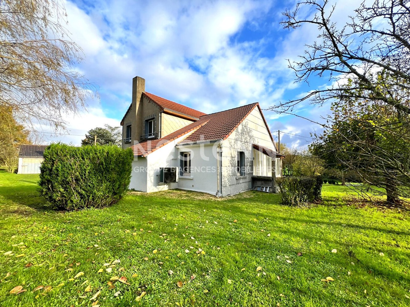 Casa de 5 dormitorios en Chabris, France No. 154574