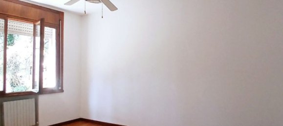 Apartamento de 4 dormitorios en Reggio Emilia, Italy No. 310947 10