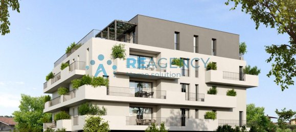 3 rooms Apartment in Creazzo, Italy No. 17999 5