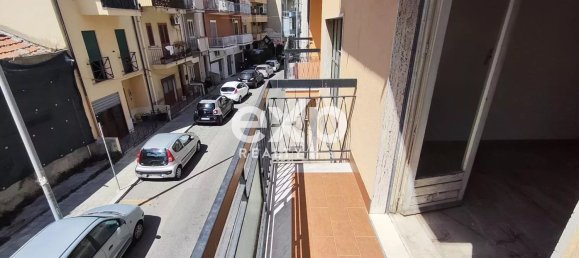 3 chambres Appartement à Reggio Calabria, Italy No. 292543 7