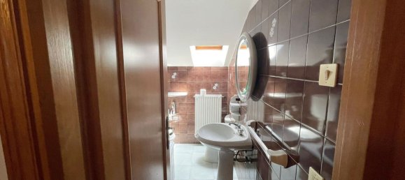 5 rooms Penthouse in Gubbio, Italy No. 289722 12