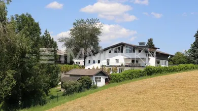 19غرفة فيلا في Obertrum am See, Austria رقم 198515