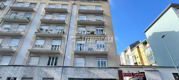 4 bedrooms Apartment in Turin, Italy No. 379358 21