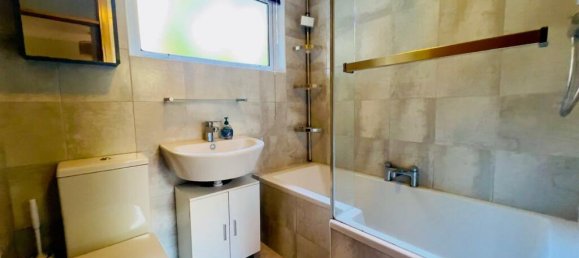 2 bedrooms Apartment in Beckenham, United Kingdom No. 861 6