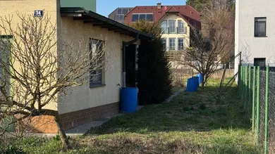  Land in Spillern, Austria No. 238191