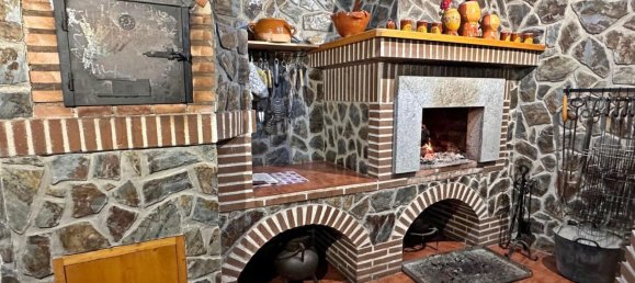 4 bedrooms House in La Pedraja de Portillo, Spain No. 153890 3