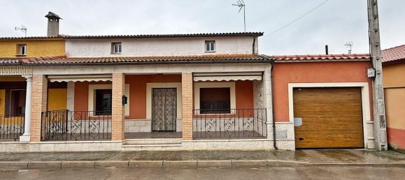4 bedrooms House in La Pedraja de Portillo, Spain No. 153890 7
