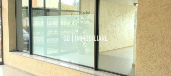120m² Commercial property in Cornuda, Italy No. 346024 12