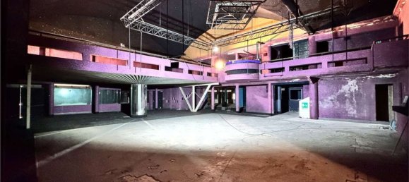 1470m² Building in Galliate, Italy No. 319740 8