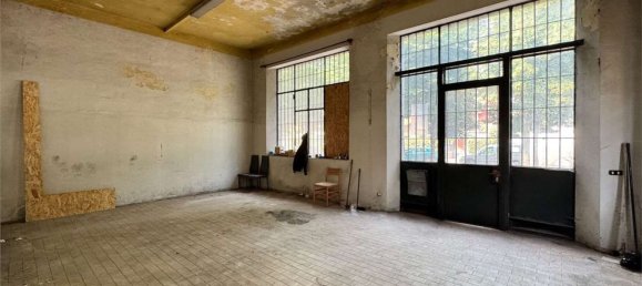 1470m² Building in Galliate, Italy No. 319740 9