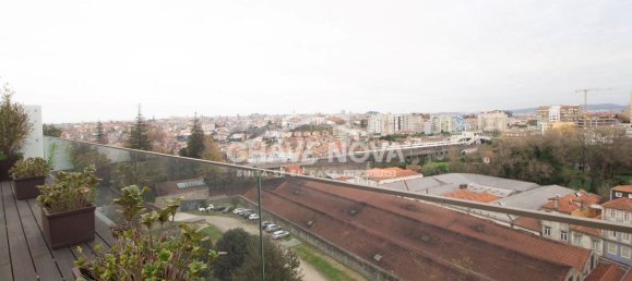 4 bedrooms Penthouse in Vila Nova de Gaia, Portugal No. 12408 11
