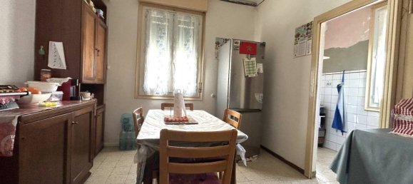 2 bedrooms Apartment in Sassuolo, Italy No. 323385 4