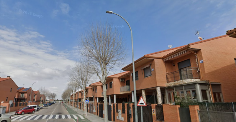 4 bedrooms Townhouse in Toledo, Spain No. 244679