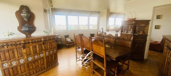 3 bedrooms Apartment in Nantes, France No. 100915 2