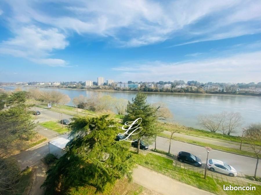 3 bedrooms Apartment in Nantes, France No. 100915