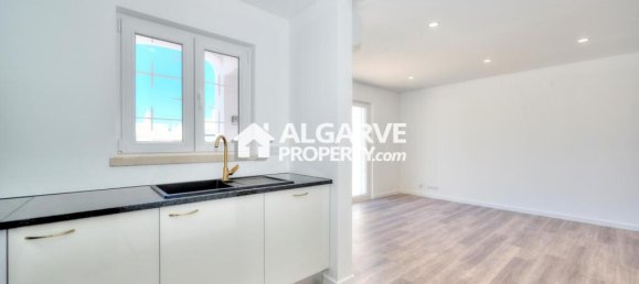 2 Schlafzimmer Stadthaus in Quarteira, Portugal, Nr. 337048 8