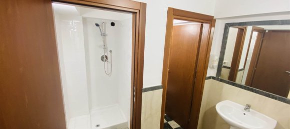 8-salle Propriété commerciale à Palermo, Italy No. 44229 43