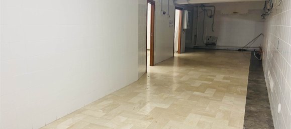 8-salle Propriété commerciale à Palermo, Italy No. 44229 26