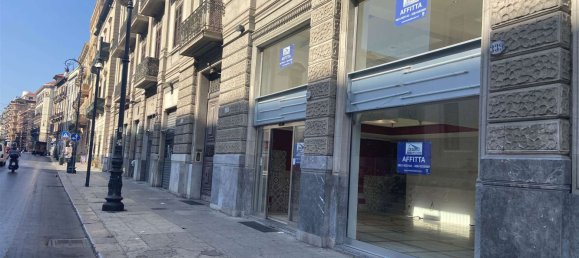 8-salle Propriété commerciale à Palermo, Italy No. 44229 50
