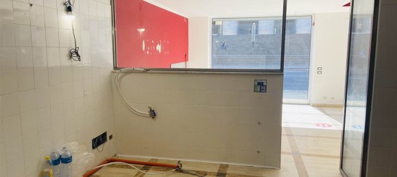 8-salle Propriété commerciale à Palermo, Italy No. 44229 7