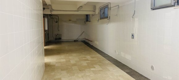 8-salle Propriété commerciale à Palermo, Italy No. 44229 27