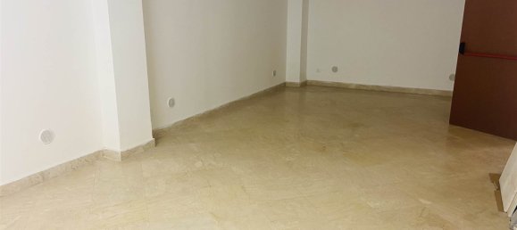 8-salle Propriété commerciale à Palermo, Italy No. 44229 36