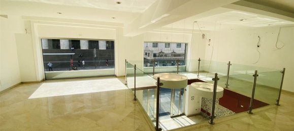 8-salle Propriété commerciale à Palermo, Italy No. 44229 16