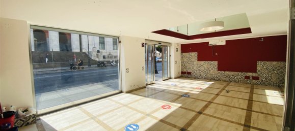 8-salle Propriété commerciale à Palermo, Italy No. 44229 5