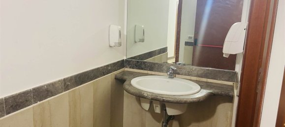 8-salle Propriété commerciale à Palermo, Italy No. 44229 32