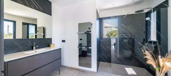 Casa de 4 divisões em Grasse, France N.º 295929 7