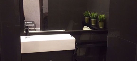 Apartamento com 1 quarto em condomínio em Khlong Toei, Thailand N.º 4697 14