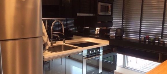 Apartamento com 1 quarto em condomínio em Khlong Toei, Thailand N.º 4697 7