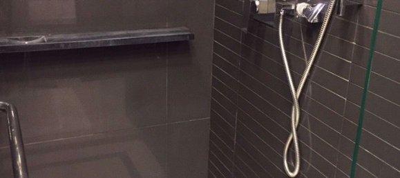 Apartamento com 1 quarto em condomínio em Khlong Toei, Thailand N.º 4697 13