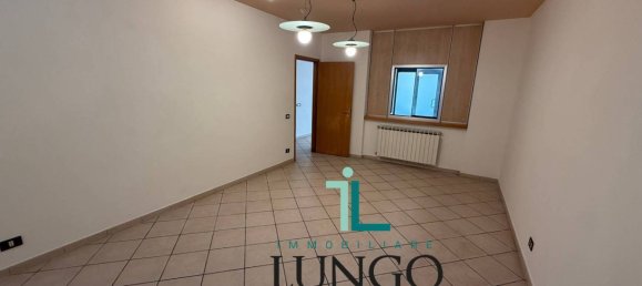 3 rooms Commercial property in Latina, Italy No. 144436 5