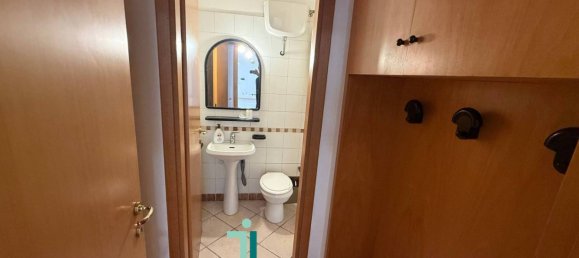 3 rooms Commercial property in Latina, Italy No. 144436 8