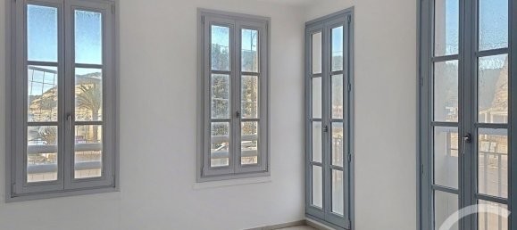 Apartamento de 3 dormitorios en Bonifacio, France No. 94794 6