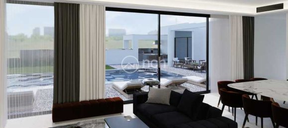 4 bedrooms Villa in Agios Athanasios, Cyprus No. 18422 8