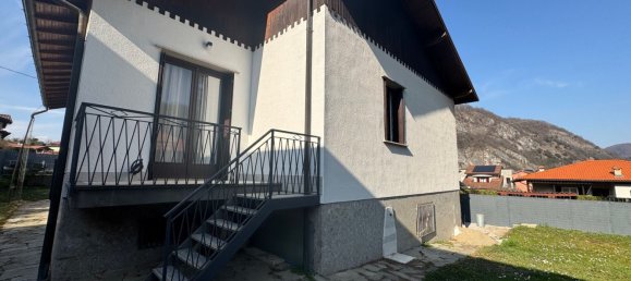 7 rooms Villa in Lavena Ponte Tresa, Italy No. 198887 8