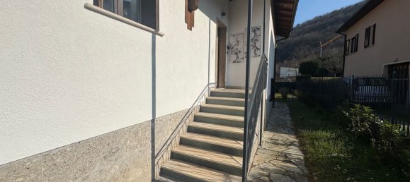 7 rooms Villa in Lavena Ponte Tresa, Italy No. 198887 3