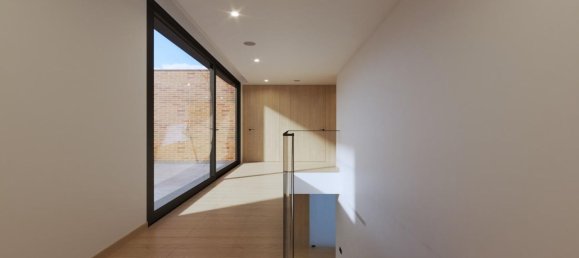 4 bedrooms Penthouse in Loures, Portugal No. 121845 13