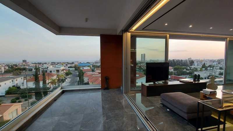 Ático de 3 dormitorios en Agios Athanasios, Cyprus No. 10905