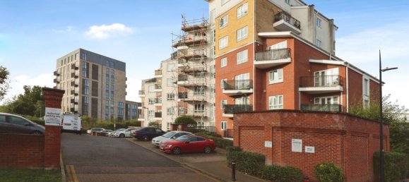 1 bedroom Apartment in Watford, United Kingdom No. 6837 29