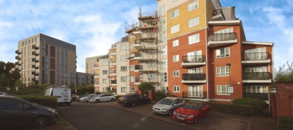 1 bedroom Apartment in Watford, United Kingdom No. 6837 27