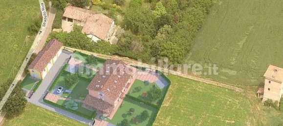 3 Schlafzimmer Haus in Modena, Italy, Nr. 79918 9