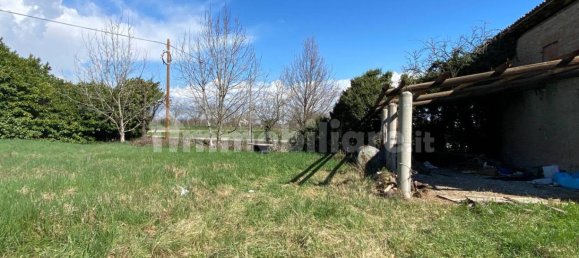 3 Schlafzimmer Haus in Modena, Italy, Nr. 79918 24