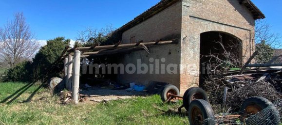 3 Schlafzimmer Haus in Modena, Italy, Nr. 79918 25