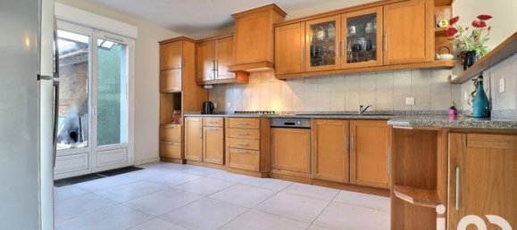 5 bedrooms House in Gretz-Armainvilliers, France No. 282145 6