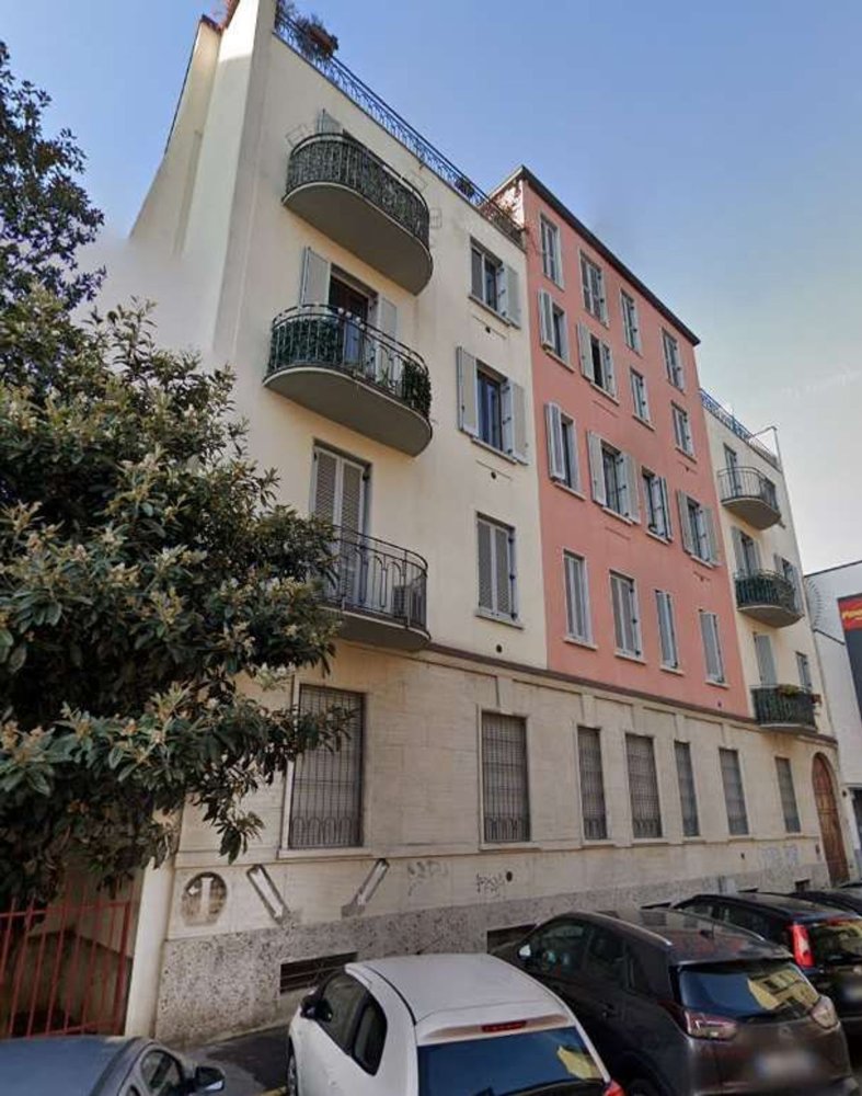 3 rooms Apartment in Milan, Italy No. 250068