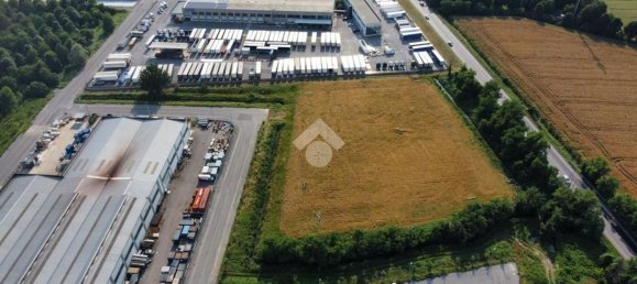 Grundstück in Gadesco Pieve Delmona, Italy 4400m², Nr. 169731 25